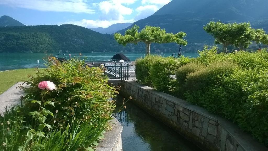 Studio Les Pieds Dans L'Eau Au Bord Du Lac D'Annecy Дюен Екстер'єр фото